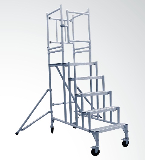 ladder in uae